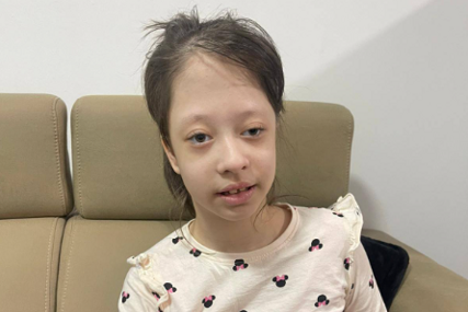 (FOTO) Anastazija (8) vodi tešku životnu bitku: Jedan poziv može pomoći njenoj borbi za bolji život