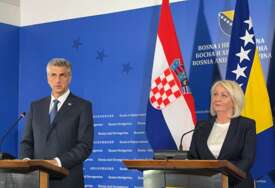 Krišto i Plenković se sastali u Sarajevu: Potpisan Ugovor između BiH i Hrvatske o graničnim prelazima