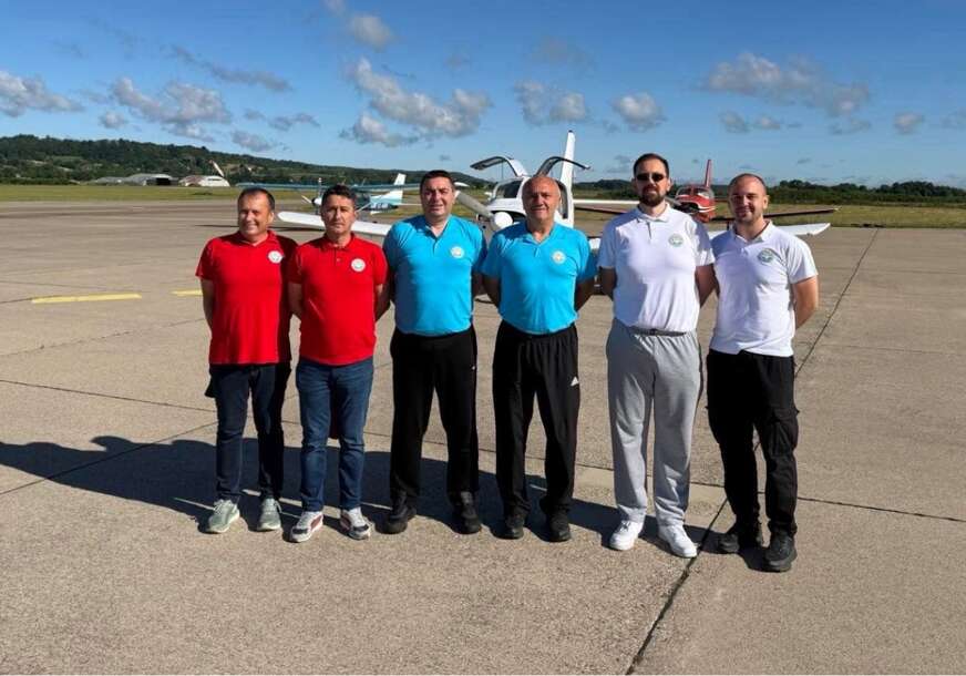 (VIDEO, FOTO) NEBO SPAJA BANJALUKU I KRAGUJEVAC: Članovi Aerokluba „Sveti Ilija“ oduševili na međunarodnom aeromitingu