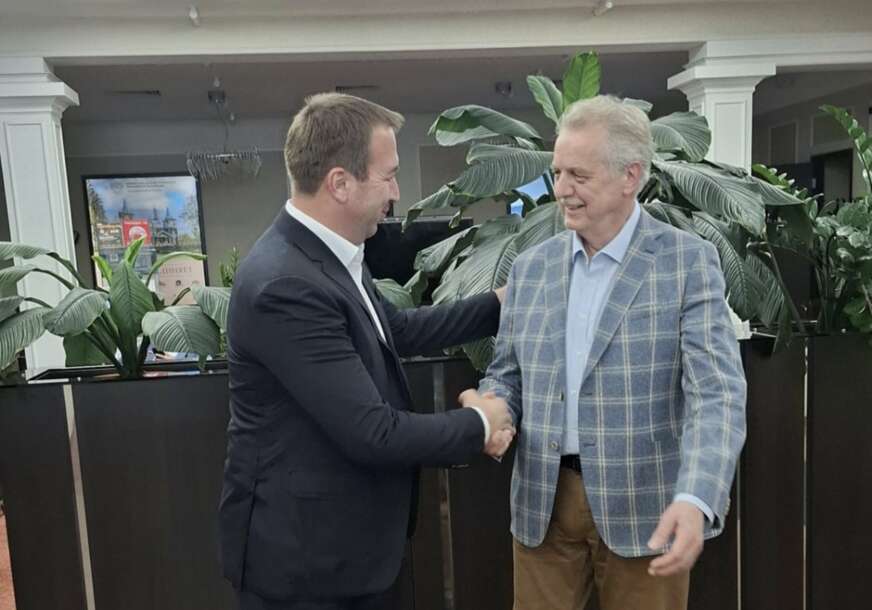FOTO:  USTUPLJENA FOTOGRAFIJA