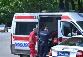 UŽAS NA KARABURMI Dijete pokosio automobil, odmah prevezen u bolnicu