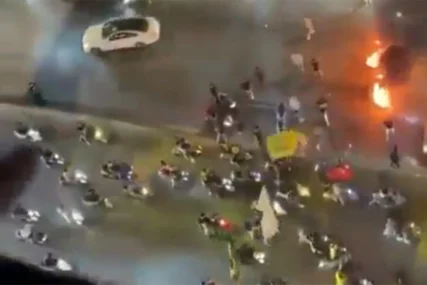 (VIDEO) Bombardovano skladište raketa i dronova: Objavljen snimak napada na Iran, bitna luka pretrpila štetu