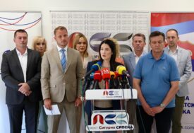 "Njihov odgovor na svaki problem je NOVI KREDIT" Trivićeva poručuje da VLAST KRIJE PODATKE O DUGU, a građanima ispostavlja račun