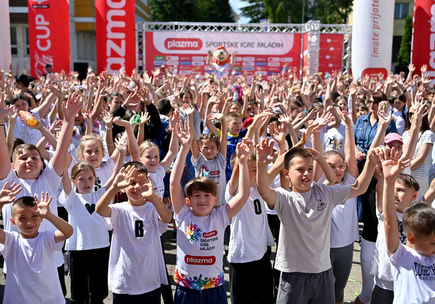 (FOTO) Karavan Sportskih igara mladih posjetio Kalesiju, Gračanicu Kakanj i Ilijaš