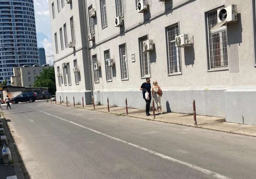 (VIDEO) "Vrlo je opasno" Kasper posjetio Minu Kostić na psihijatriji, a samo par sati ranije se našao U CENTRU SKANDALA zbog Jovane Jeremić