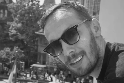 "Uvijek si bio bleskast, svoj, nepredvidiv" Ogromna tuga na estradi, mnogi se opraštaju od Marka Pantića