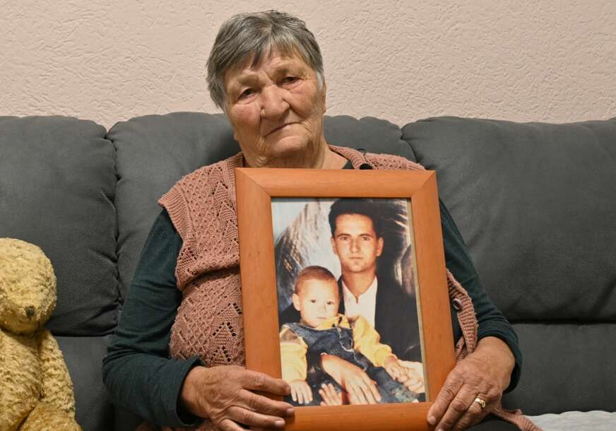 (FOTO) "Kad su mi rekli da je poginuo, samo sam pala" Majka Milka umrla na Vidovdan, ne prežalivši sina jedinca