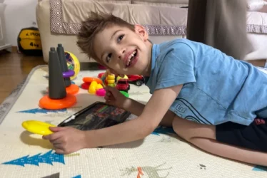 (VIDEO, FOTO) “PREŽIVJELA MOŽDANI UDAR, OSTALA BEZ OCA I RAZVELA SE” Slađana zbog sina sa cerebralnom paralizom nije smjela da stane: “Moram da se oporavim odmah zbog njega”