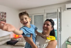 (VIDEO, FOTO) "PREŽIVJELA MOŽDANI UDAR, OSTALA BEZ OCA I RAZVELA SE" Slađana zbog sina sa cerebralnom paralizom nije smjela da stane: "Moram da se oporavim odmah zbog njega"