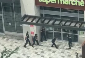 (VIDEO) HAOS U MONTREALU Žestoki pucnjevi, više ljudi ubijeno, napadač kao na filmu razmjenjivao vatru sa policijom