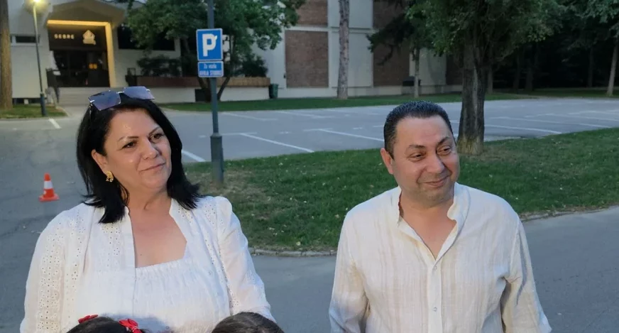 (VIDEO) "Očekujemo pobjedu u Zvezdama Granda" Roditelji Nadice Ademov pred finale o sinu Bubiju