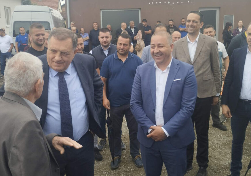 (FOTO) Prisustvuju Cvijanović, Јanković i Dodik: Počela sanacija Stare prijedorske ceste u banjalučkom naselju Dragočaj