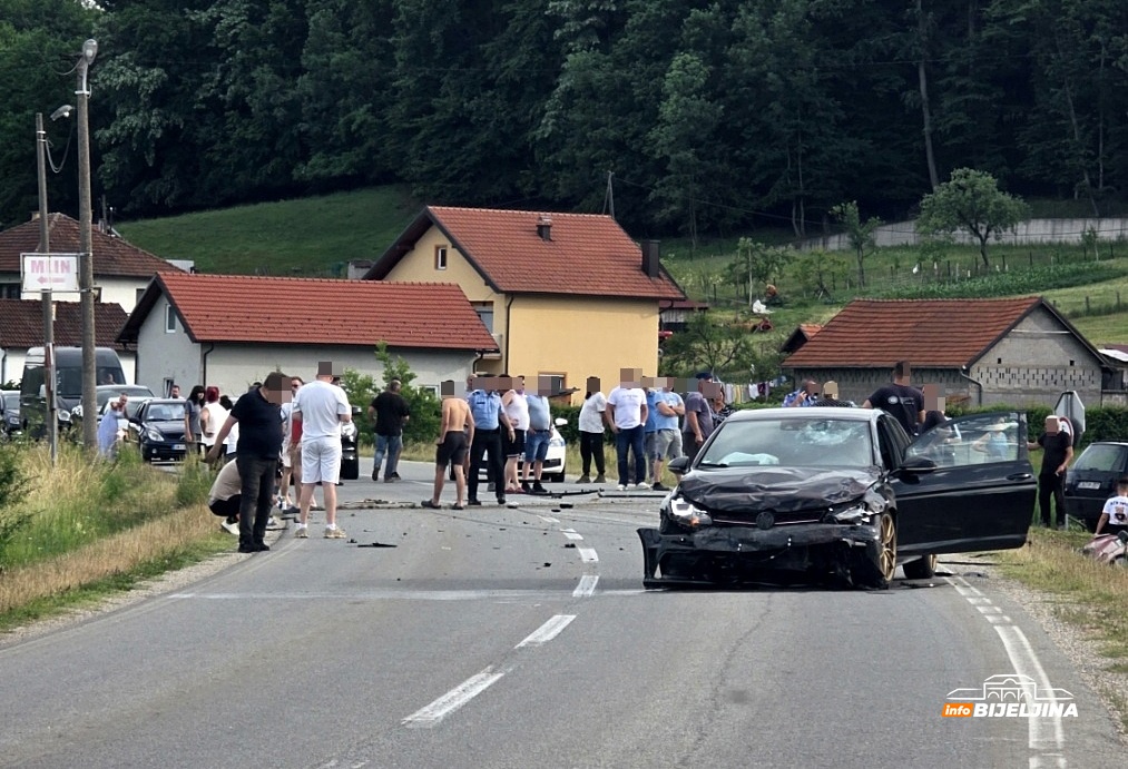Biće naređena obdukcija: U saobraćajci kod Bijeljine poginuo vozač “golfa” (70)