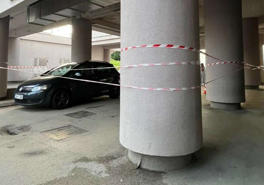 urušio se plafon na parkingu  UKC
