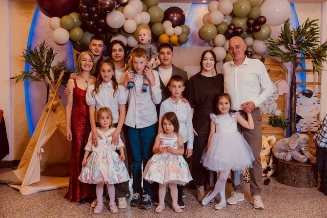 aleksandara i mili stanić