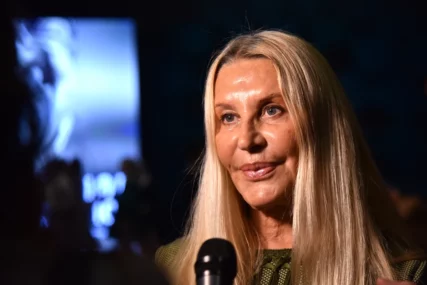 "Nisam uspjela da dođem do svog praga" Uništena kuća Verice Rakočević na Kosovu i Metohiji, modna kreatorka potresena