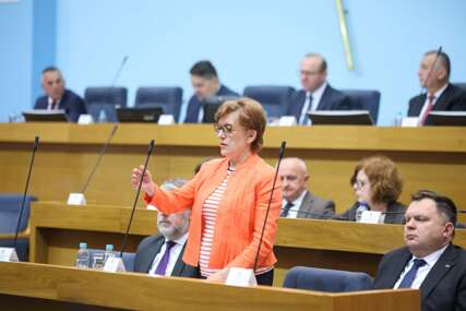 Posebna sjednica o rebalansu budžeta: Vidovićeva o povećanju BORAČKOG DODATKA i šta dobijaju oni koji nemaju penziju