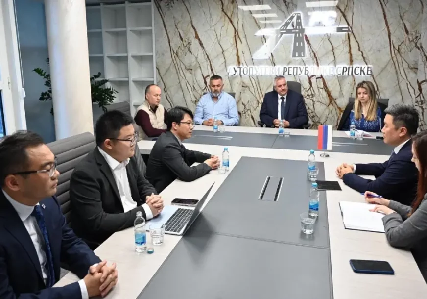 FOTO: USTUPLJENA FOTOGRAFIJA