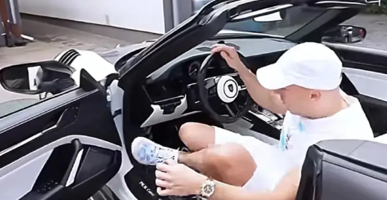 Uništen automobil Bake Praseta: Porše platio 700.000 evra, jutjuber bijesan