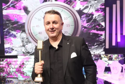 (VIDEO) "SUPRUGA JE U BOLNICI" Pobjednik "Nikad nije kasno" imao saobraćajku pred finale, jedva izustio
