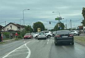 (FOTO) KOLAPS ŽIVI Udesi i NEVIĐENE GUŽVE na staroj i brzoj cesti, vozači na izmaku živaca