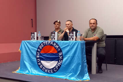 (FOTO) Svjedočanstvo specijalca IZ PAKLA KOŠARA: "Ekipa sa makazama" promovisana u Prijedoru, istinite priče o neustrašivim herojima