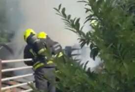 (VIDEO) Sumnja se da je ovo uzrok: Požar u banjalučkom restoranu, vatrogasci na terenu, DIM KULJA NA SVE STRANE
