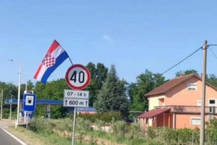 BURNE REAKCIJE Uklonjena obilježja BiH, na njihovom mjestu osvanule hrvatske zastave