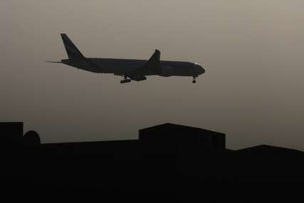DRAMA NA 9.000 METARA Pilotu pozlilo tokom leta za London, pokrenuta istraga