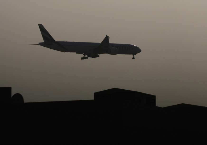 DRAMA NA 9.000 METARA Pilotu pozlilo tokom leta za London, pokrenuta istraga
