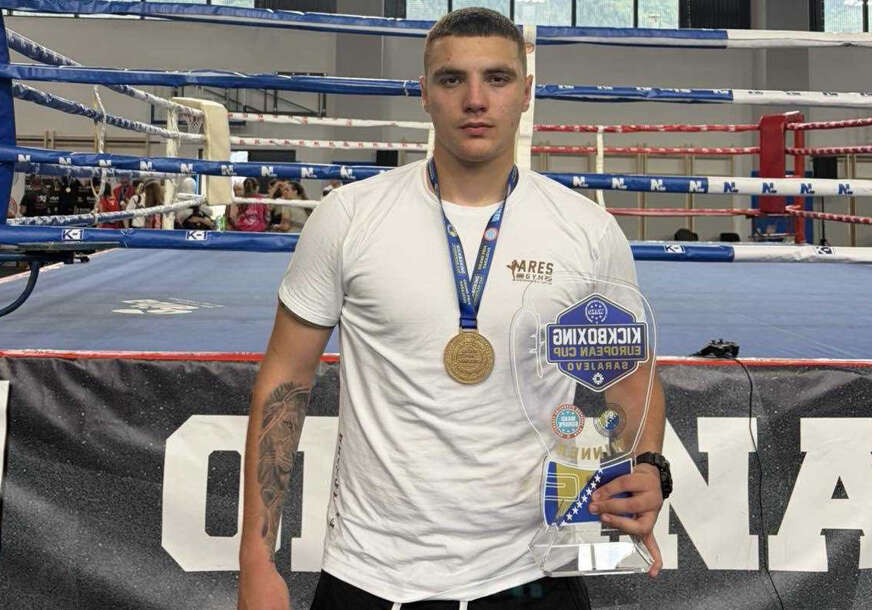 Boris Aleksić kikbokser