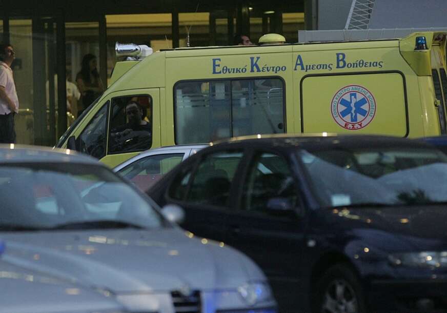 (VIDEO) Prevrnuo se čamac sa turistima iz Srbije: Među njima bilo i dijete, hitno reagovali spasioci