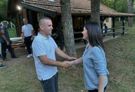 (VIDEO, FOTO) „Lijepe uspomene“ Trivićeva na druženju s narodom u Jošavci