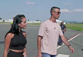 (VIDEO) "Plivaj u svojim suzama" Georgina i Ronaldo snimkom iz bazena podijelili fanove