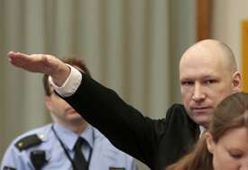 (FOTO) Monstrum iz Norveške 15 godina iza rešetaka: Anders Brejvik HLADNOKRVNO UBIO 77 ljudi, danas uživa u zatvorskom luksuzu
