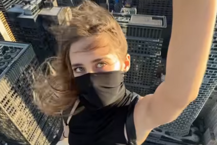 (VIDEO) PROSIDBA NA 443 METRA VISINE Ruski par se popeo na čuveni neboder, slavlje nastavili iza rešetaka