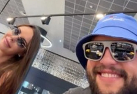SPREMA SE VELIKO SLAVLJE Veljko i Bogdana krenuli za Španiju, oglasili se sa aerodroma