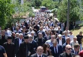 Obilježavanje godišnjice stradanja Srba: Oglasila se policija, komemorativni skup u Bratuncu protekao mirno i dostojanstveno
