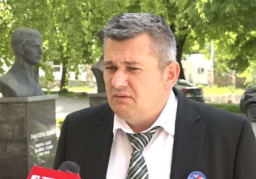 Dejan Prošić