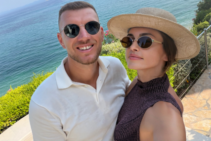 (FOTO) Obilježili 15 godina ljubavi: Edin i Amra Džeko objavili emotivne fotografije