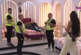ŠOK U ELITI Maja i Asmin razmjenjivali nježnosti u Stanijinom krevet