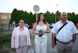 (VIDEO) "Voljeli bismo DA SE POMIRI sa Stanijom" Prvi intervju Asminove porodice, stigli na finale Elite 9