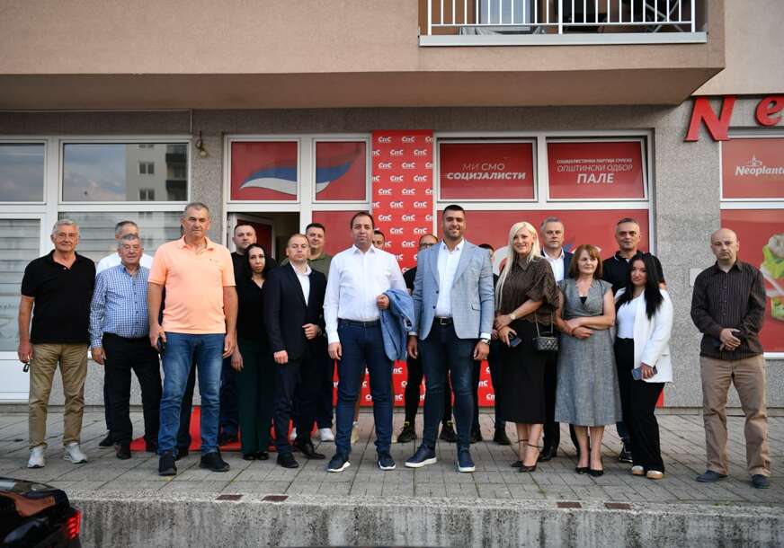 FOTO: USTUPLJENA FOTOGRAFIJA