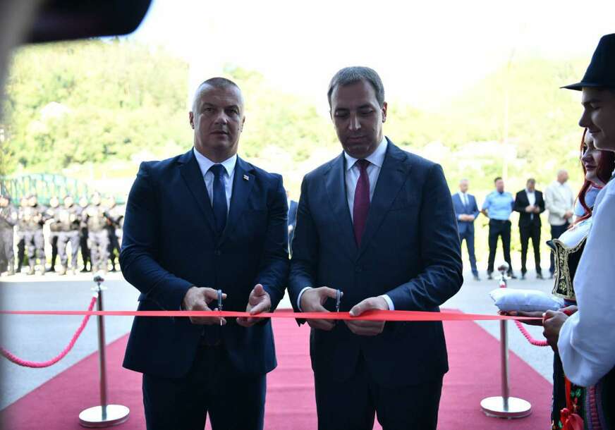 FOTO: USTUPLJENA FOTOGRAFIJA