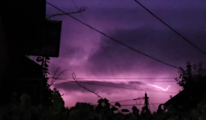 "Ne pamtimo ovakvo nevrijeme" Strašna oluja opustošila i Bijelo Polje, mještani prestravljeni