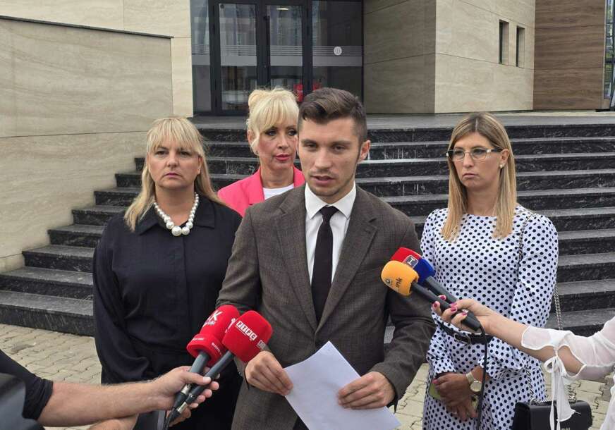 (FOTO) Kresojević pred Ustavnim sudom „Neustavne odredbe GUŠE preduzetnike“