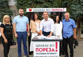 (FOTO) „Zdravlje bez poreza“ Pokret Sigurna Srpska u Zvorniku započeo kampanju za ukidanje PDV na lijekove i hranu za bebe