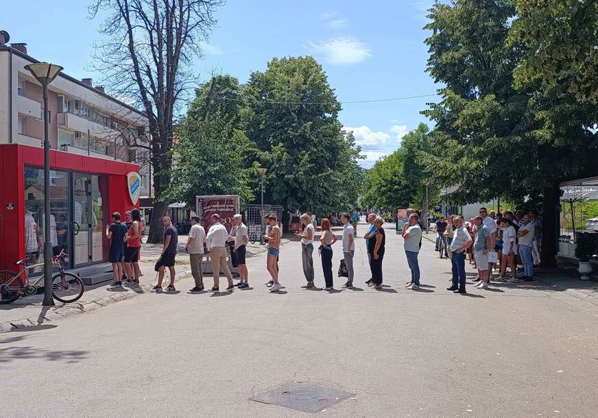 (VIDEO) Fudbalski spektakl u Banjaluci: I danas velike gužve, traži se KARTA VIŠE