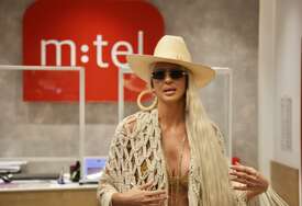 (VIDEO, FOTO) "Napravićemo koncert za pamćenje" Kompanija m:tel i Jelena Karleuša najavili MUZIČKI SPEKTAKL na Kastelu