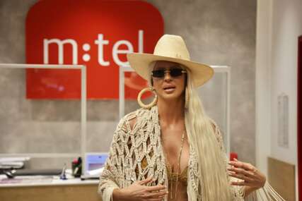 (VIDEO, FOTO) "Napravićemo koncert za pamćenje" Kompanija m:tel i Jelena Karleuša najavili MUZIČKI SPEKTAKL na Kastelu